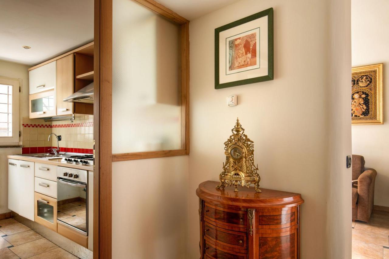 Cappellari Apartments - Campo De' Fiori 로마 외부 사진